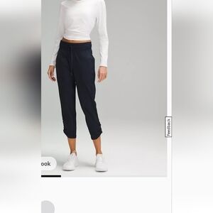 LULULEMON- DANCE STUDIO Women's Navy Jogger Pants